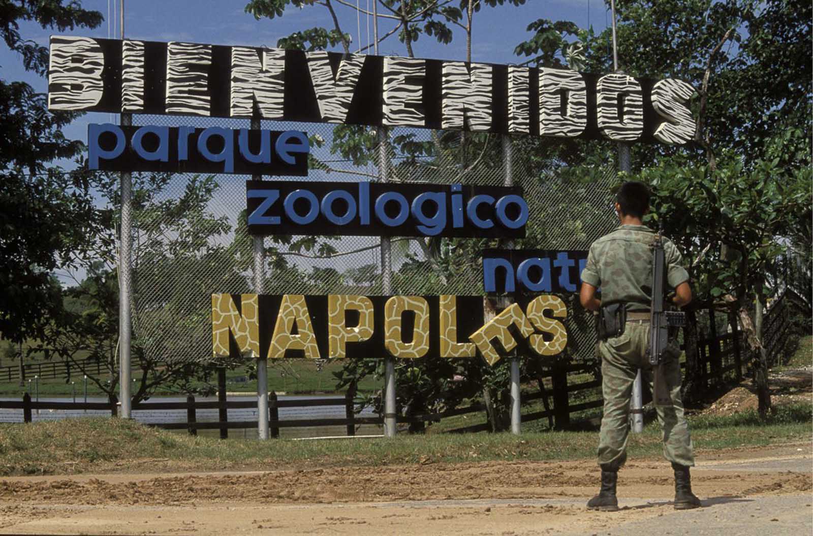 À l'intérieur de Pablo Escobar célèbre hacienda, 1980