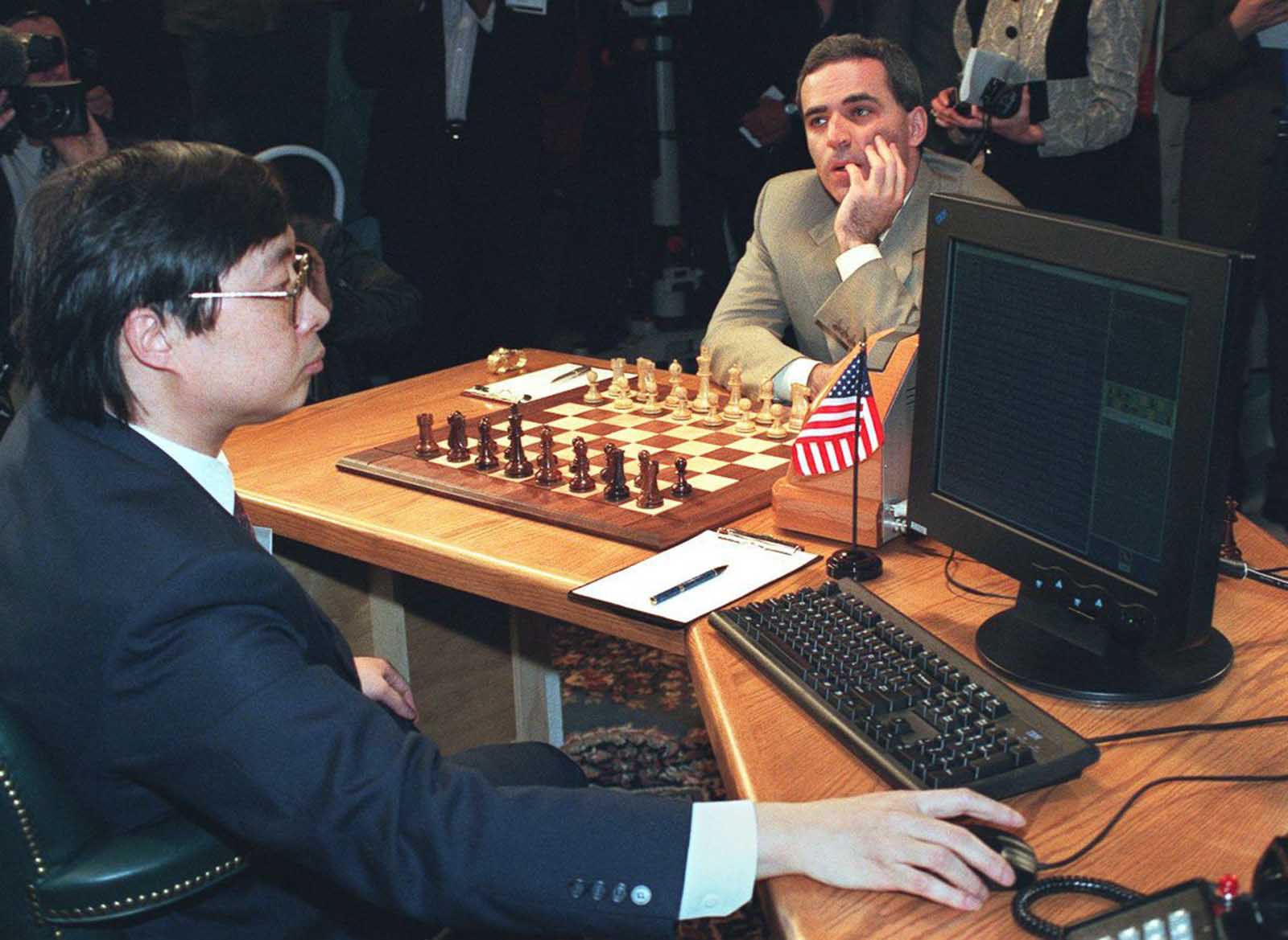 La journée d'un ordinateur de battre un champion du monde d'échecs, 1997