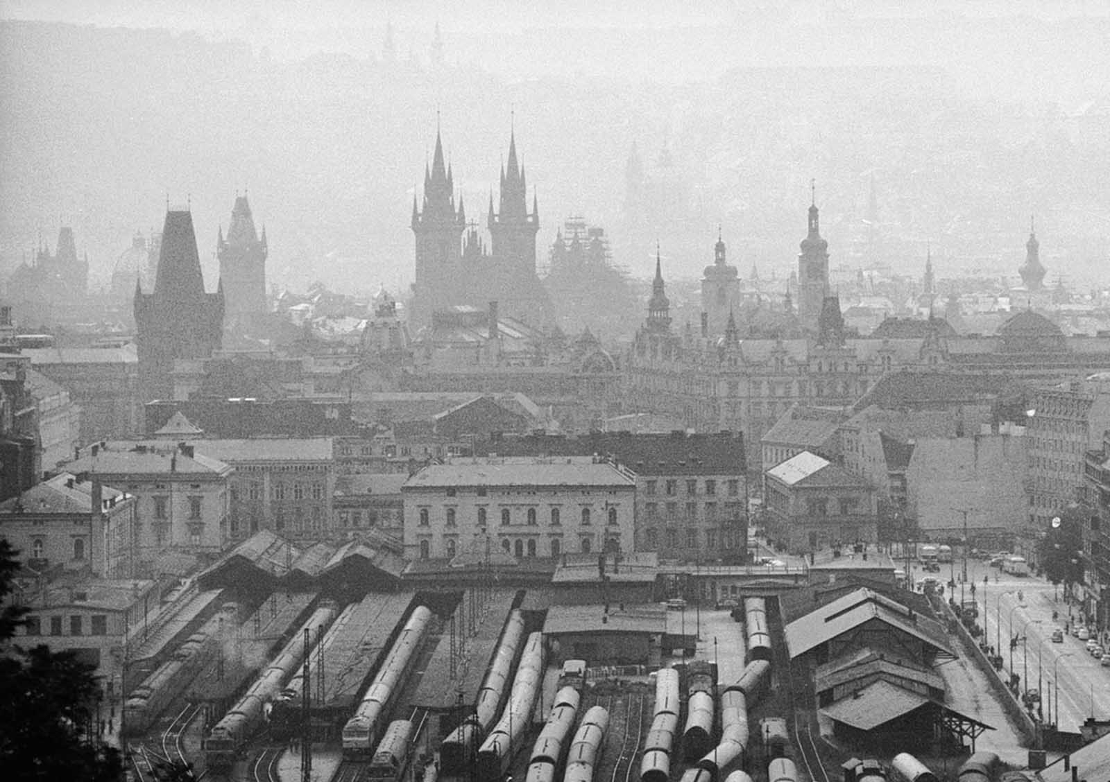 Quand les Soviétiques sont arrivés à l'écrasement du Printemps de Prague, 1968