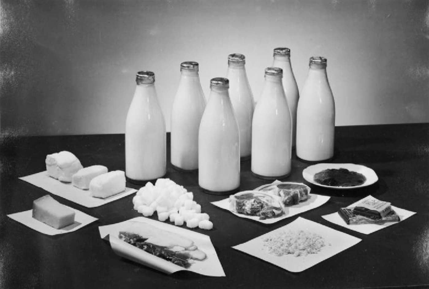 L'hebdomadaire de la ration alimentaire pour deux personnes, royaume-UNI, 1943