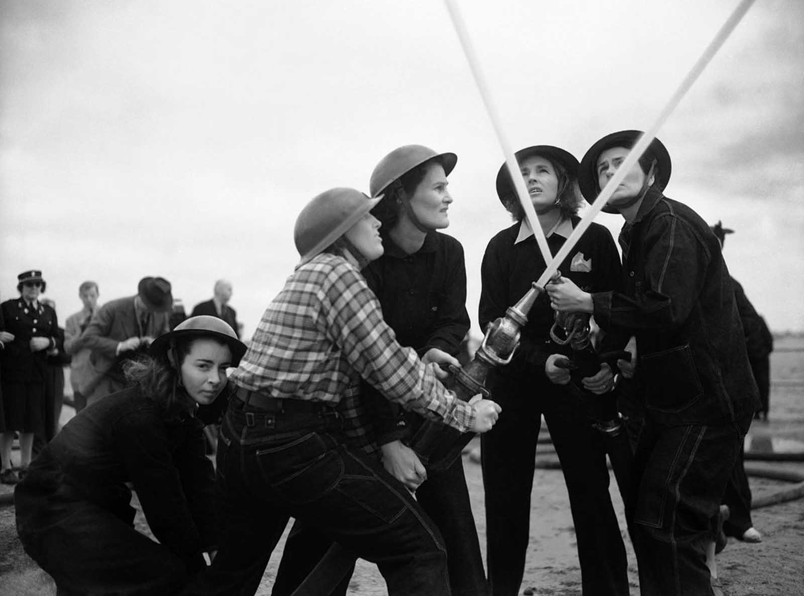 Femmes en Guerre, 1939-1945