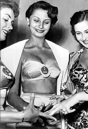 Sophia Loren À La Miss Rome Concours (1950)