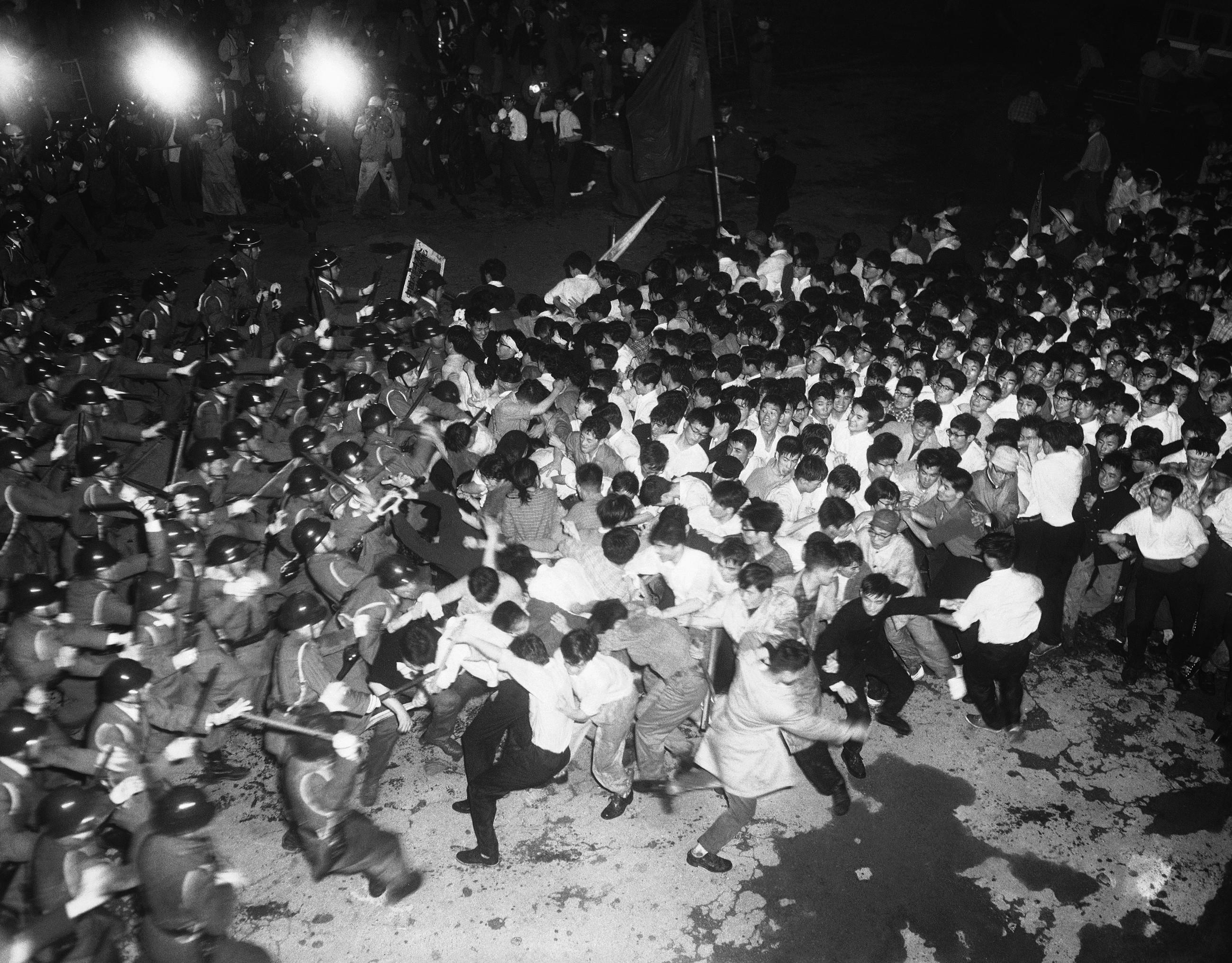 Émeutes. Tokyo, 1960