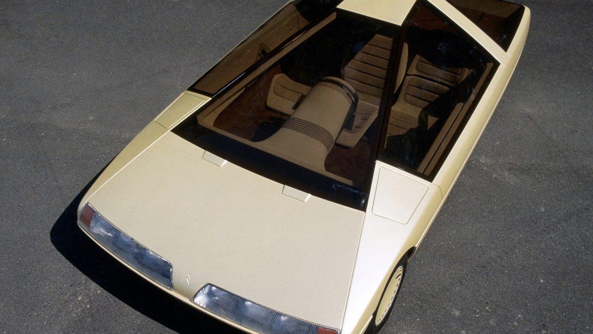 Les années 1980 Citroën Karin Reimagines la Voiture Futuriste de science-fiction chef-d'œuvre