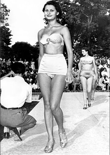 Sophia Loren À La Miss Rome Concours (1950)