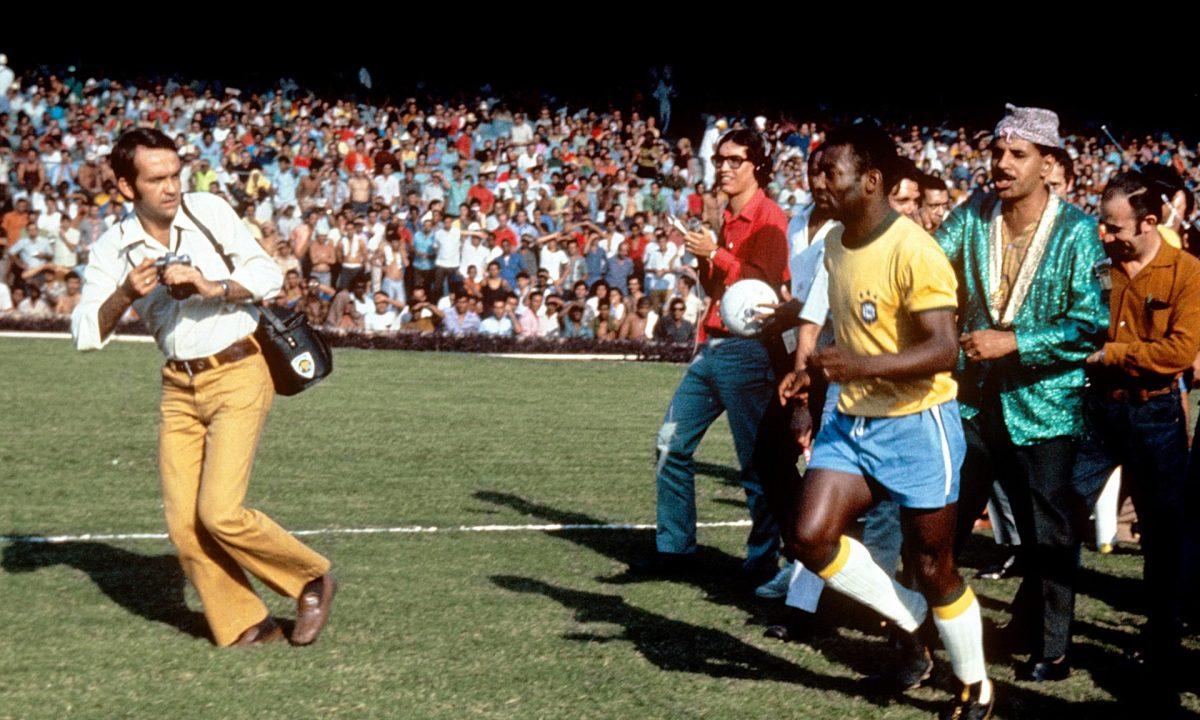 De Football Dans Les années 1970: Quand les Footballeurs Voulais Un verre, Fumer Une cigarette Et De Ramener la Pendaison