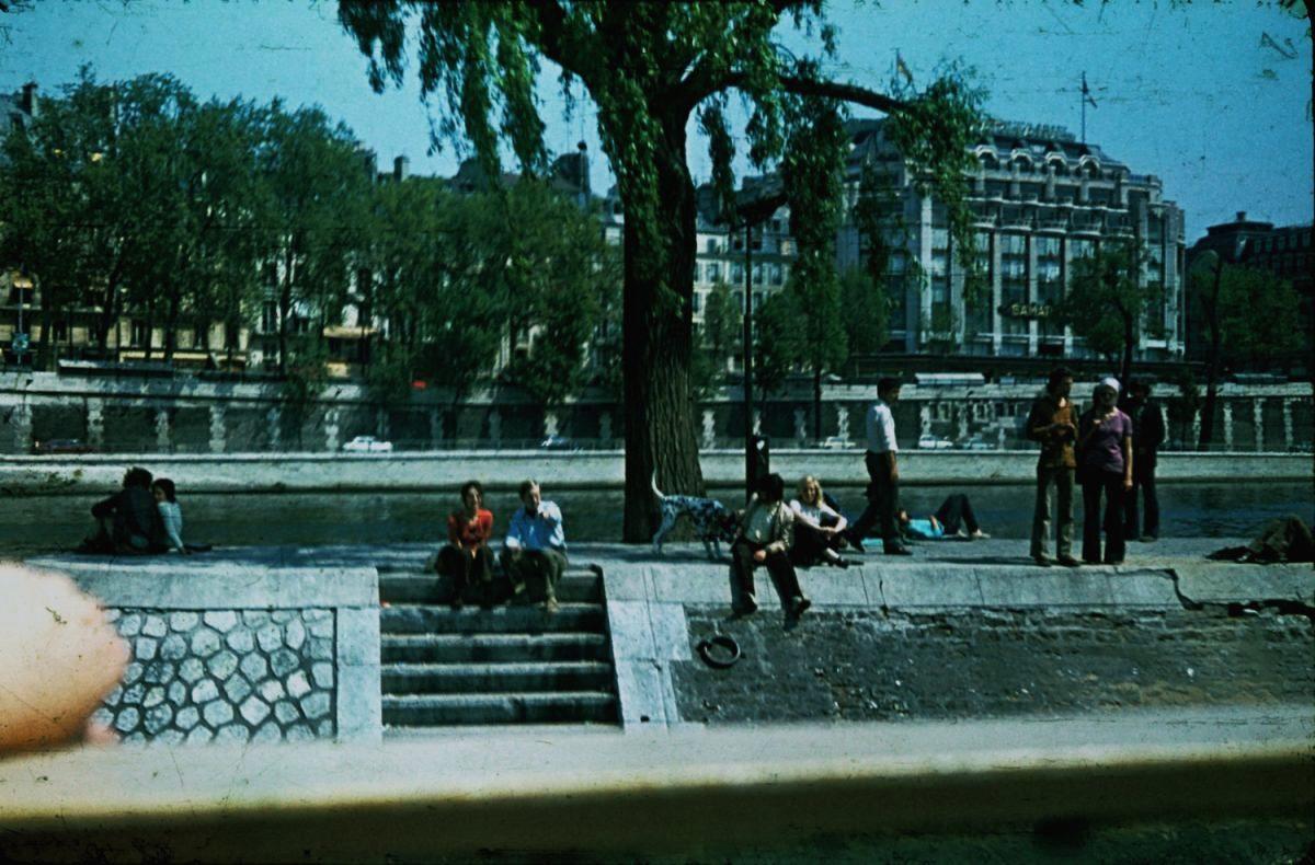 Un russe Touristique des Instantanés de Paris (1970)