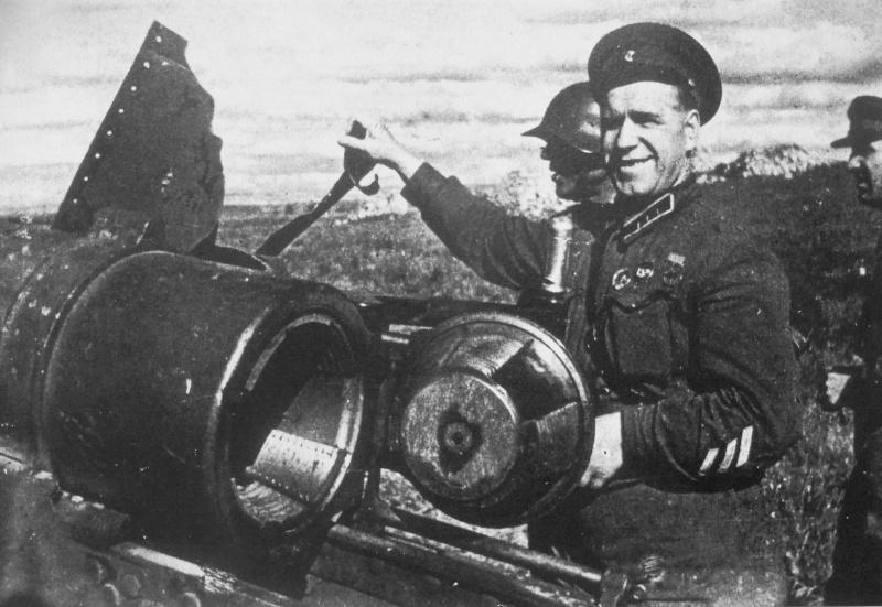 Commandant de corps G. K. Joukov japonais de 105 mm de canon, capturé pendant la bataille de Halhin Gol