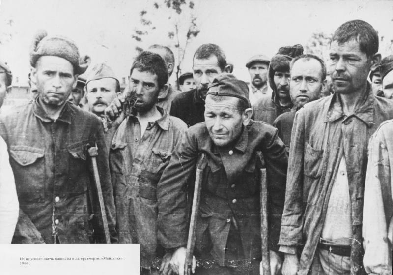 Libéré des prisonniers du camp de concentration de Majdanek