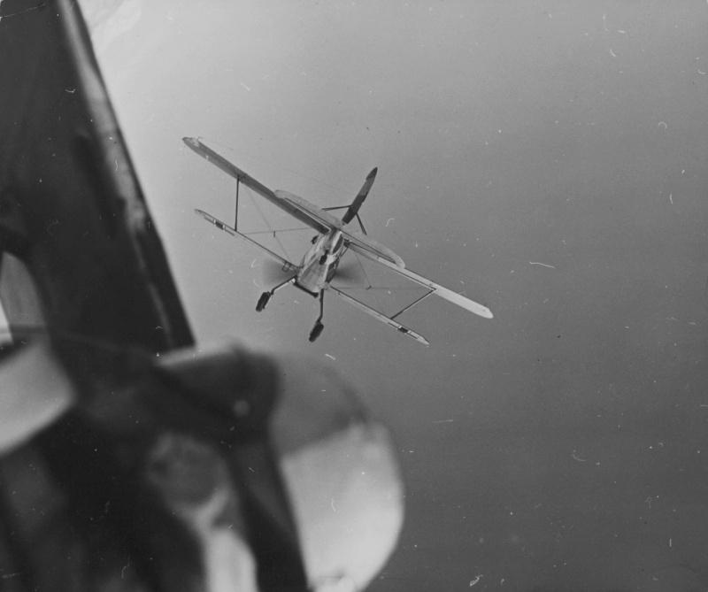 Formation de l'avion de la luftwaffe Arado Ar.68 en vol