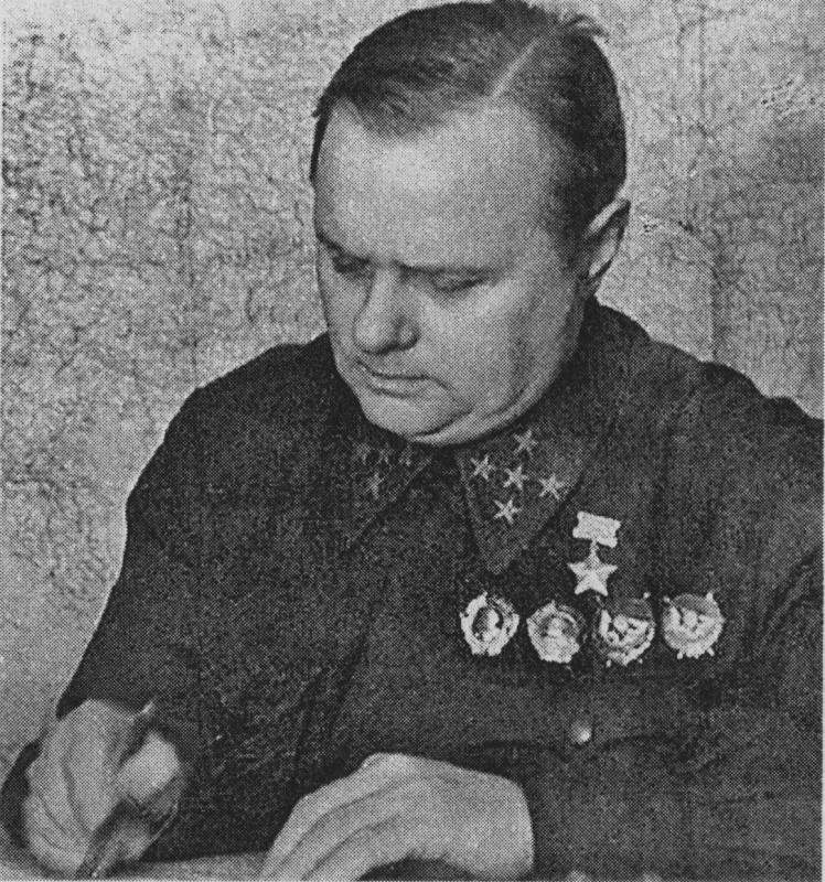 Commandant du front Volkhov, le général d'armée K.A. Meretskov