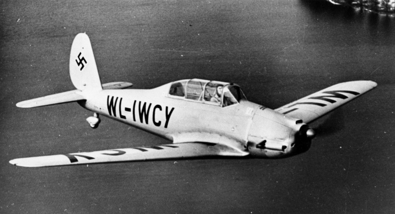 Allemand avion d'entrainement Arado Ar 96B en vol
