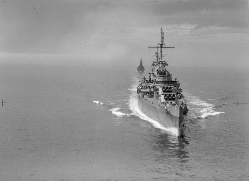 Le croiseur «Augusta» avec le président de la Труменом à bord, suivi de la conférence de Potsdam [3]