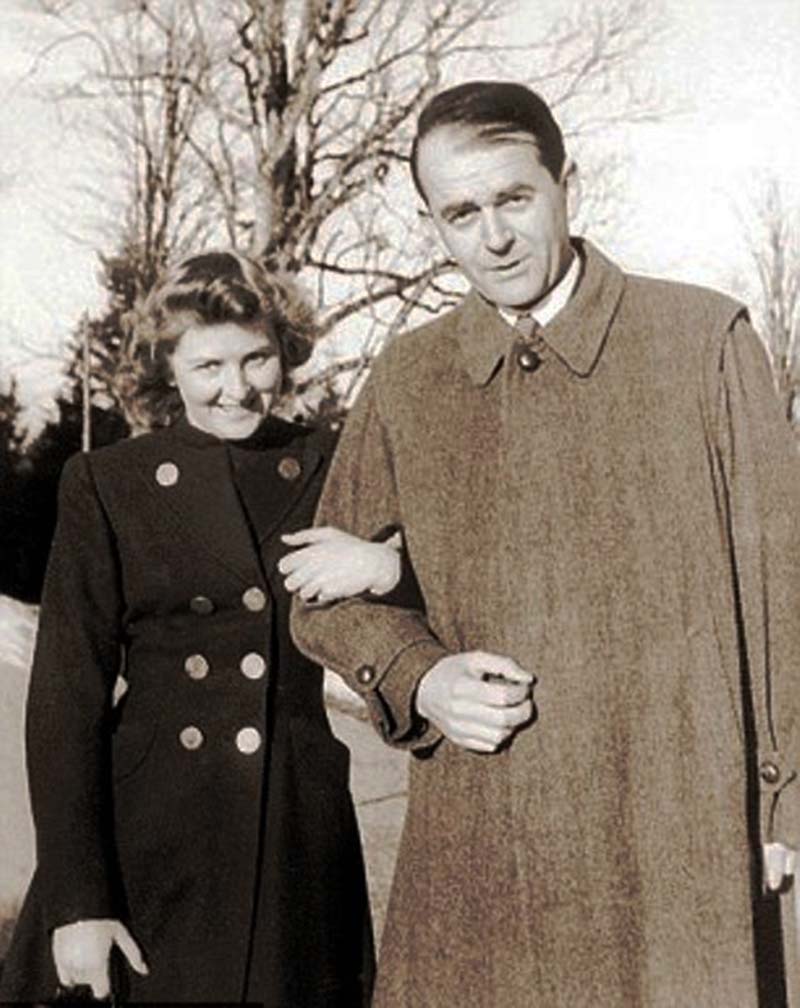 L'Eva Braun histoire: la Vie et la Mort avec le Führer, 1912-1945
