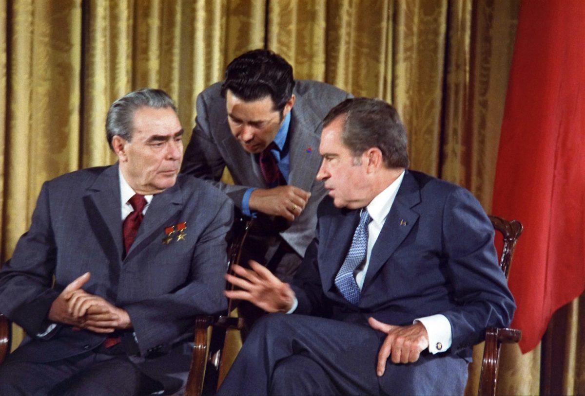 Comment L'Est A Été Gagné: Quand Leonid Brejnev Rencontré Chuck Connors