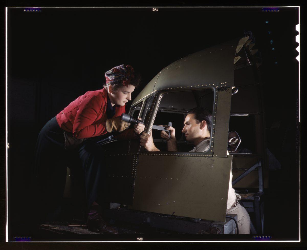 Femmes En Guerre Photos Luxuriantes Du Kodachrome D Ingénieurs De La Douglas Aircraft Company ⋆