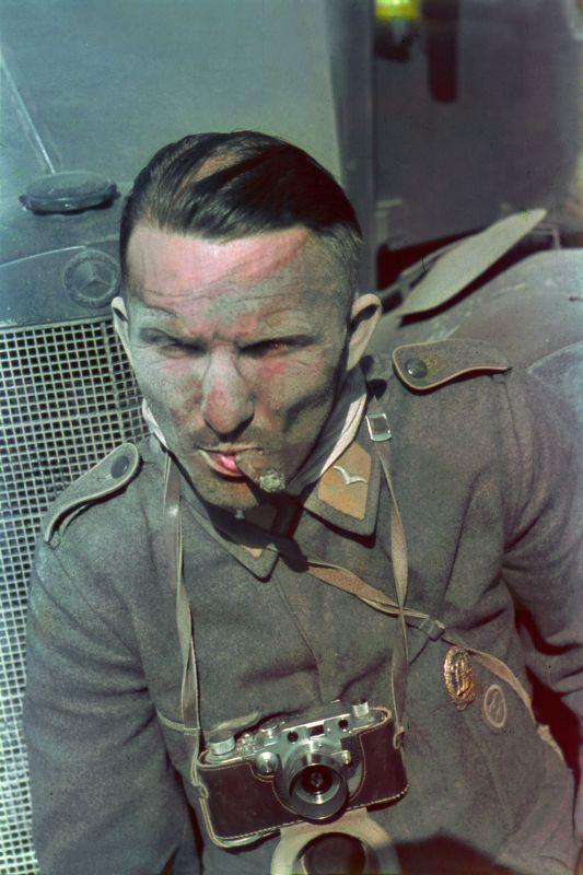 Le photographe de presse militaire de la Luftwaffe Otto Veit lors de l'offensive sur Stalingrad. 1942 g.