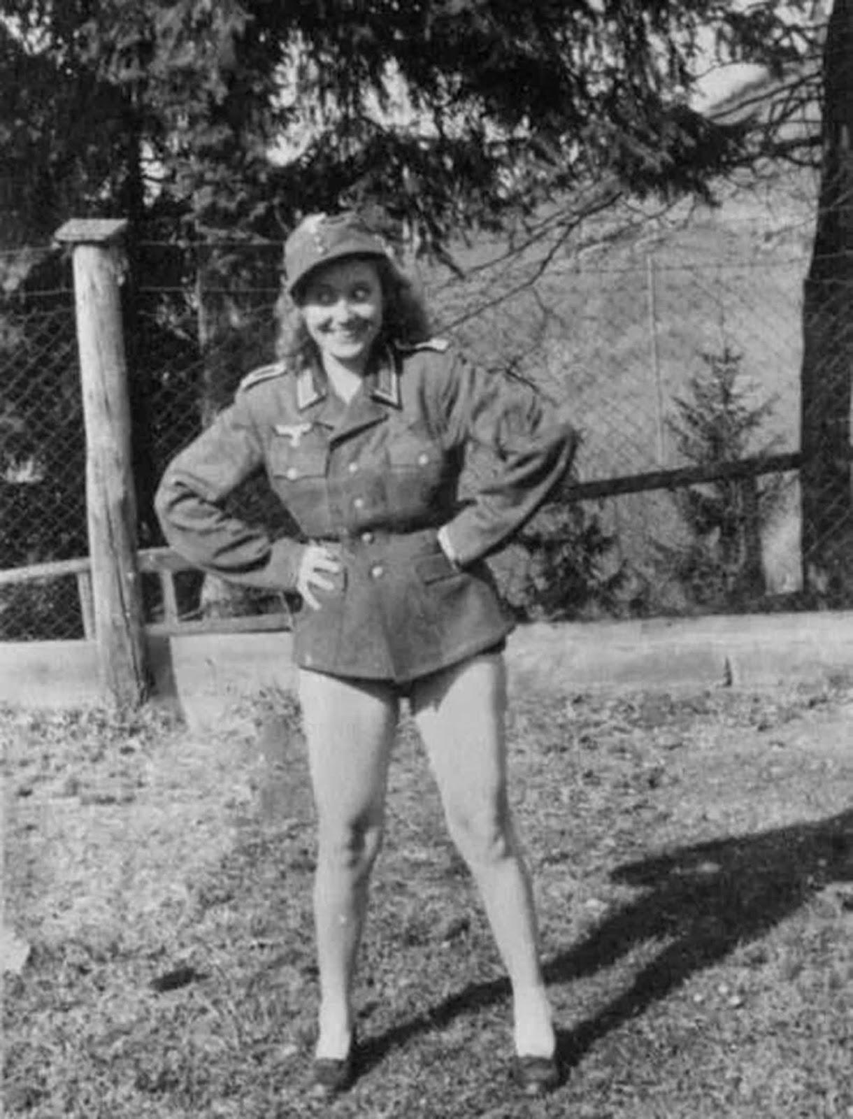 Coucher avec l'ennemi: les filles collaboratrices de l'Europe occupée par l'Allemagne, 1940-1944