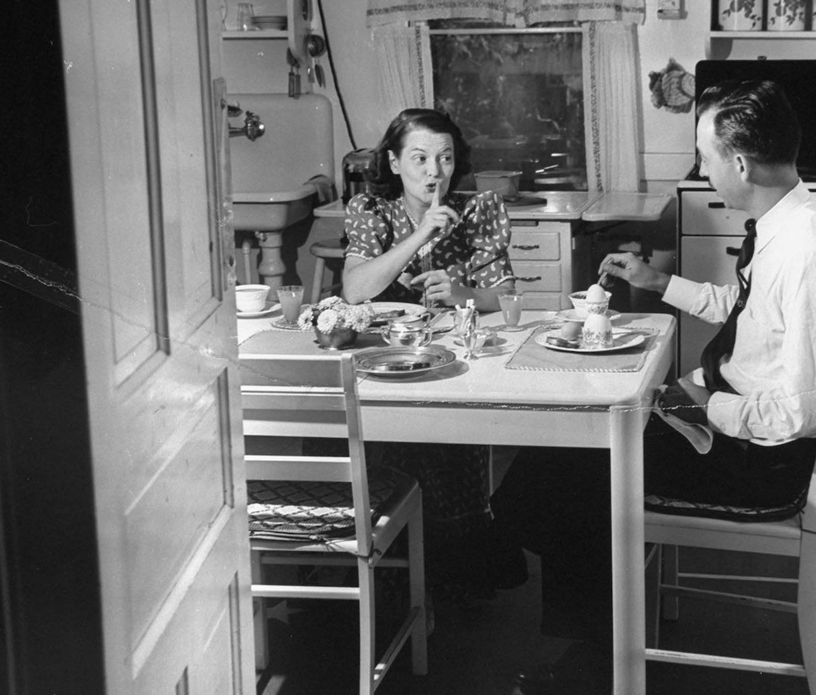 Dans la vie d'une mère américaine traditionnelle, 1941