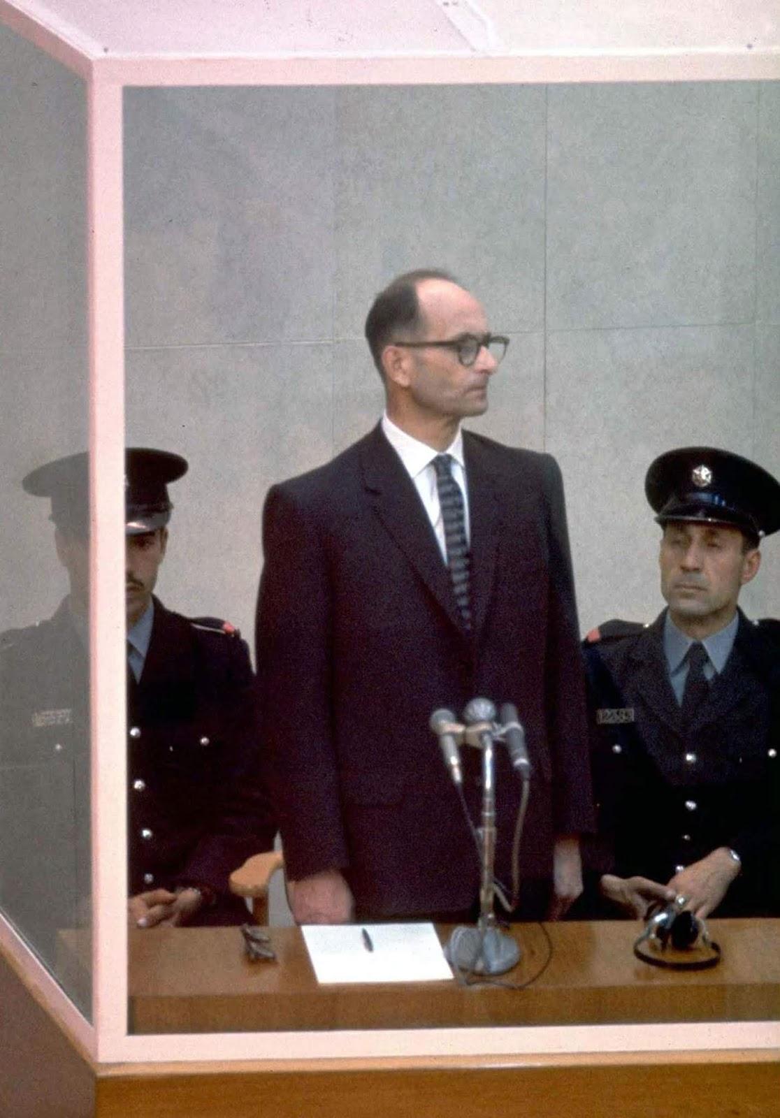 La chasse au criminel de guerre nazi Adolf Eichmann, 1961