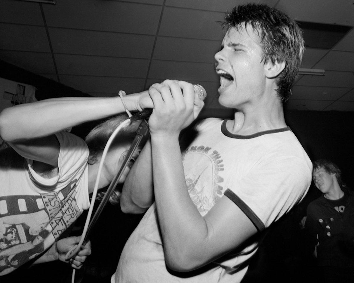 Dans les moshpits de la scène punk de la classe ouvrière de Newcastle, 1985