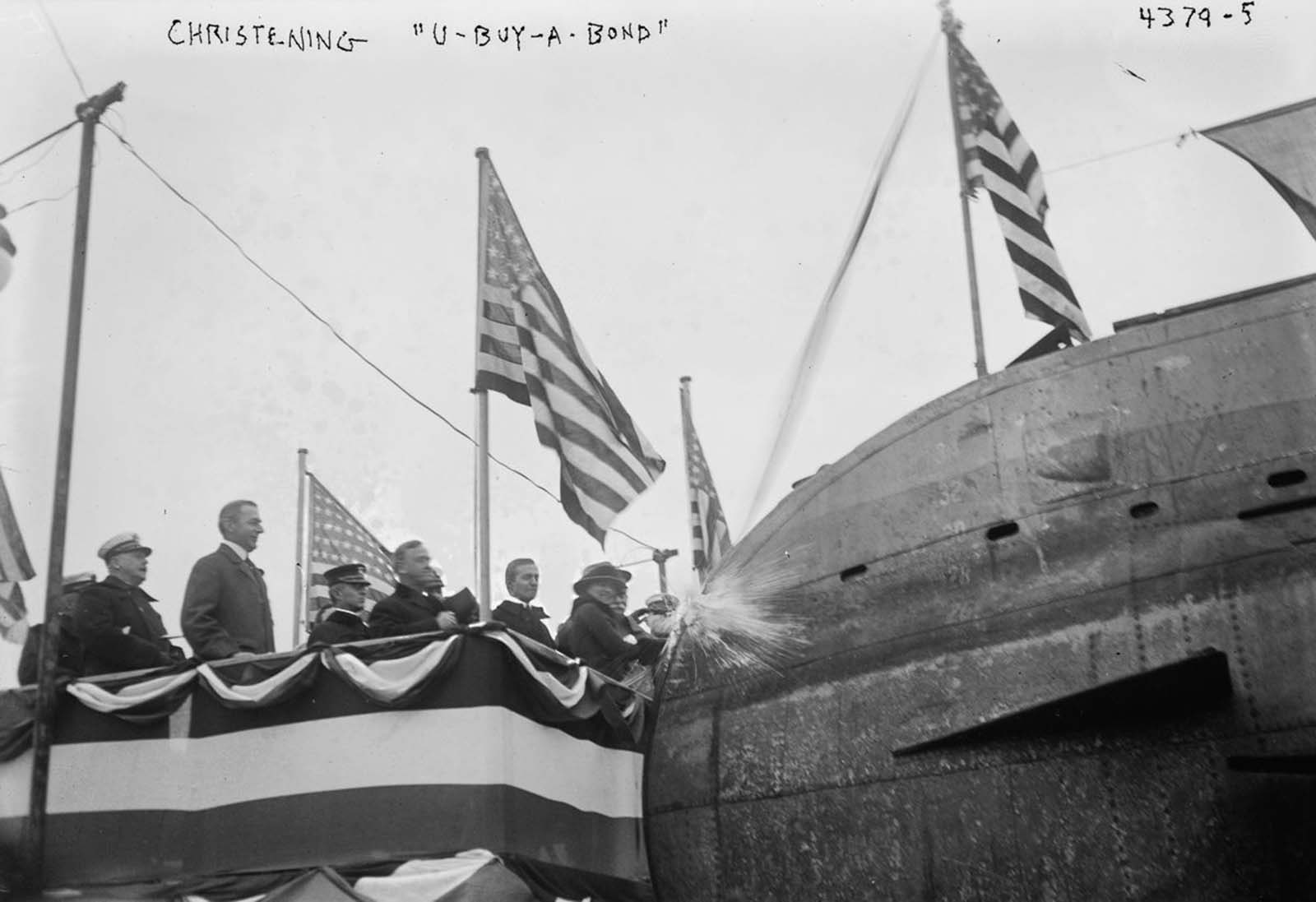 Quand un sous-marin allemand U-Boat et des chars se sont retrouvés dans Central Park à New York, 1917-1918