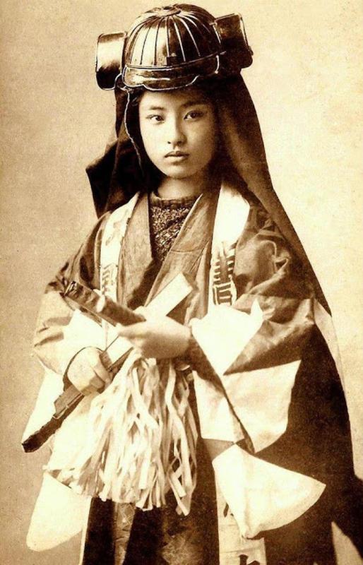 Onna-Bugeisha : Guerrières samouraïs du Japon féodal, années 1800